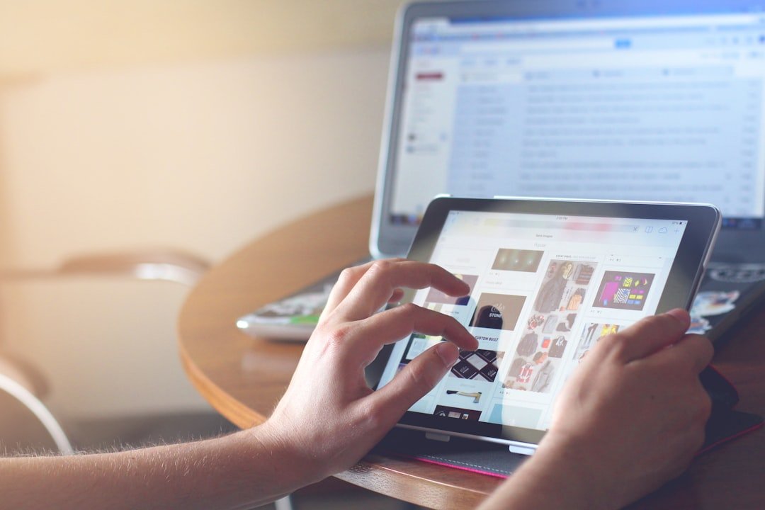 Landing Page ou Site Completo: qual escolher? O Guia Definitivo para Empreendedores
